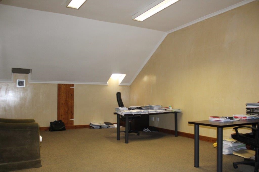 To Let commercial Property for Rent in Mowbray Western Cape